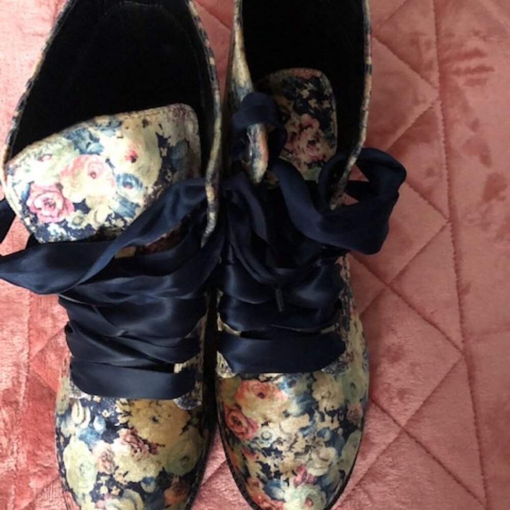 Dirty Laundry Floral Ankle Booties with Navy Ribbon Laces